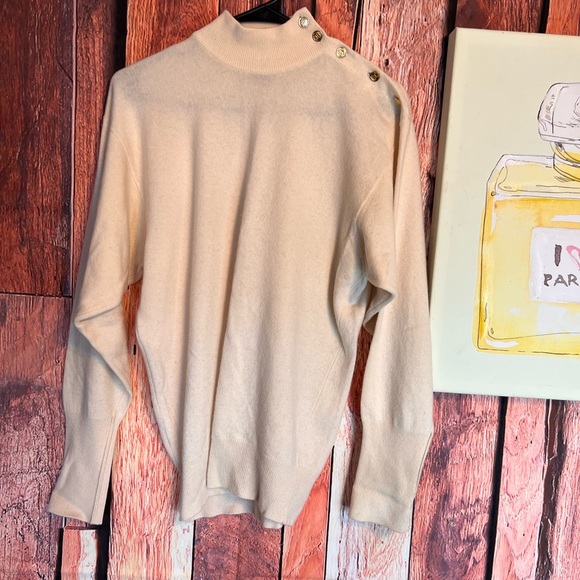 Chanel vintage 100% cashmere sweater size small - Picture 6 of 15